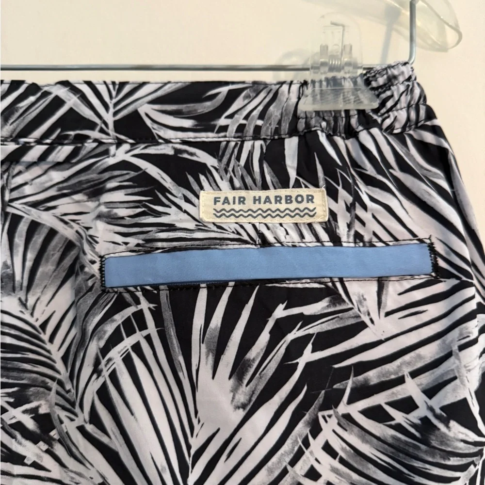 Fair Harbor Sextant Swim Trunk Inner Lined Swim Trunks Black Palm 30